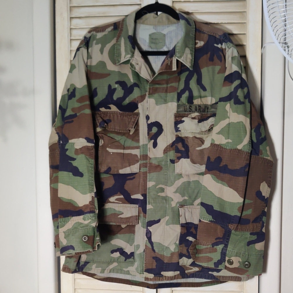 U.S Army Official warm weather jacket, Large